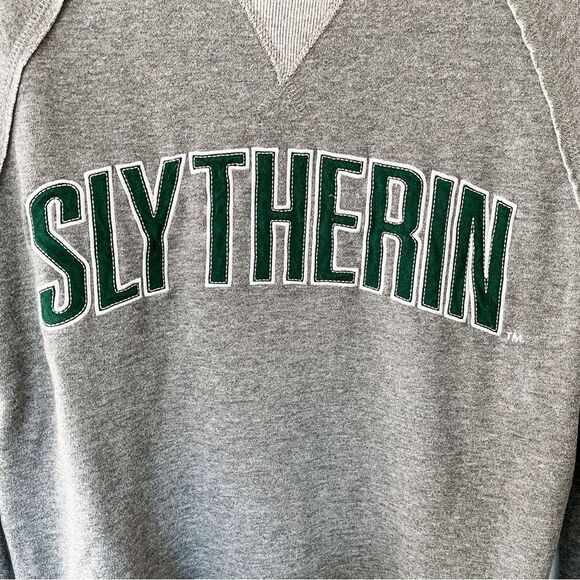Harry Potter Slytherin Sweatshirt - Picture 2 of 9